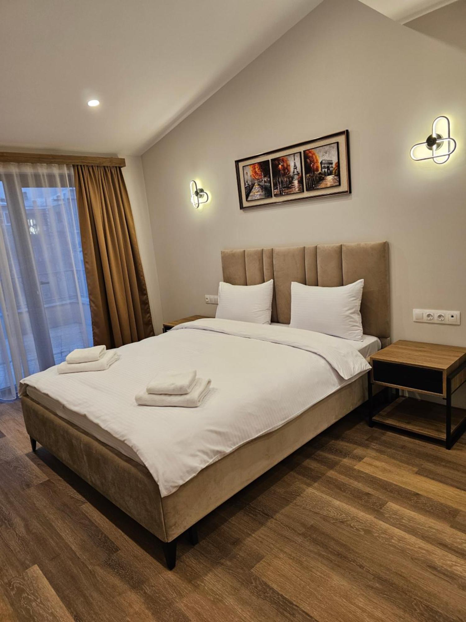 Hotel Avenue 30 Erywań Zewnętrze zdjęcie