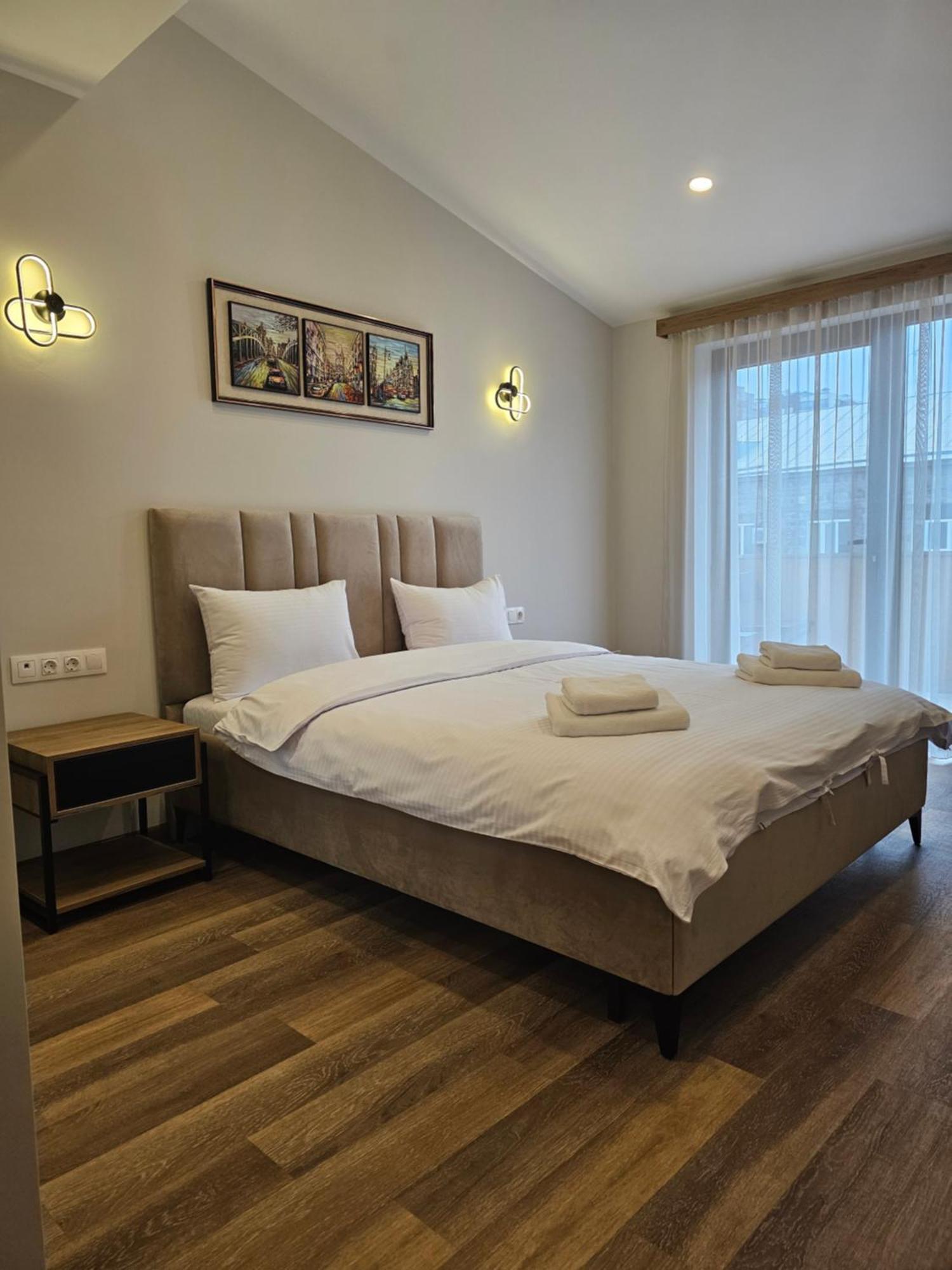 Hotel Avenue 30 Erywań Zewnętrze zdjęcie