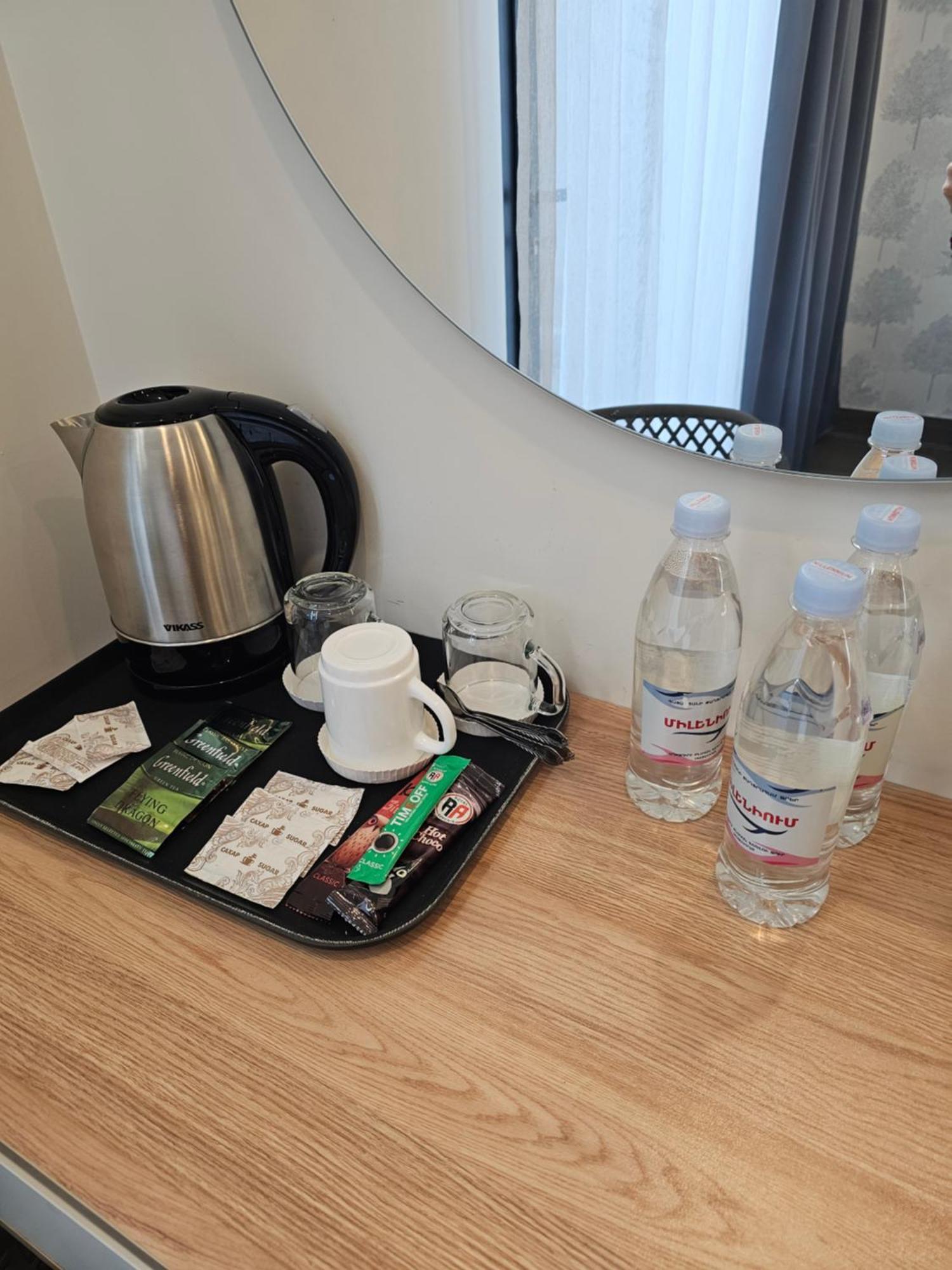 Hotel Avenue 30 Erywań Zewnętrze zdjęcie