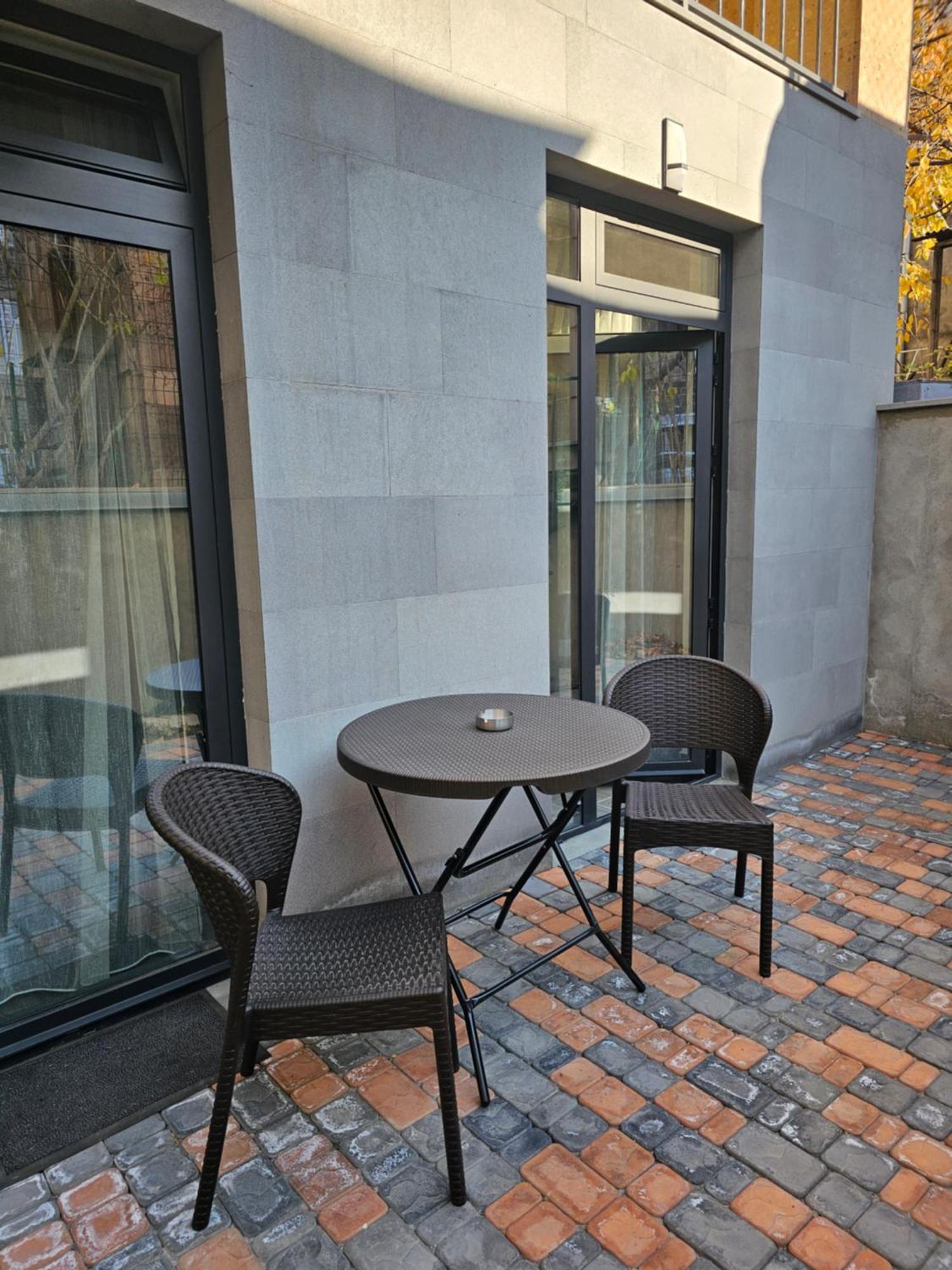 Hotel Avenue 30 Erywań Zewnętrze zdjęcie